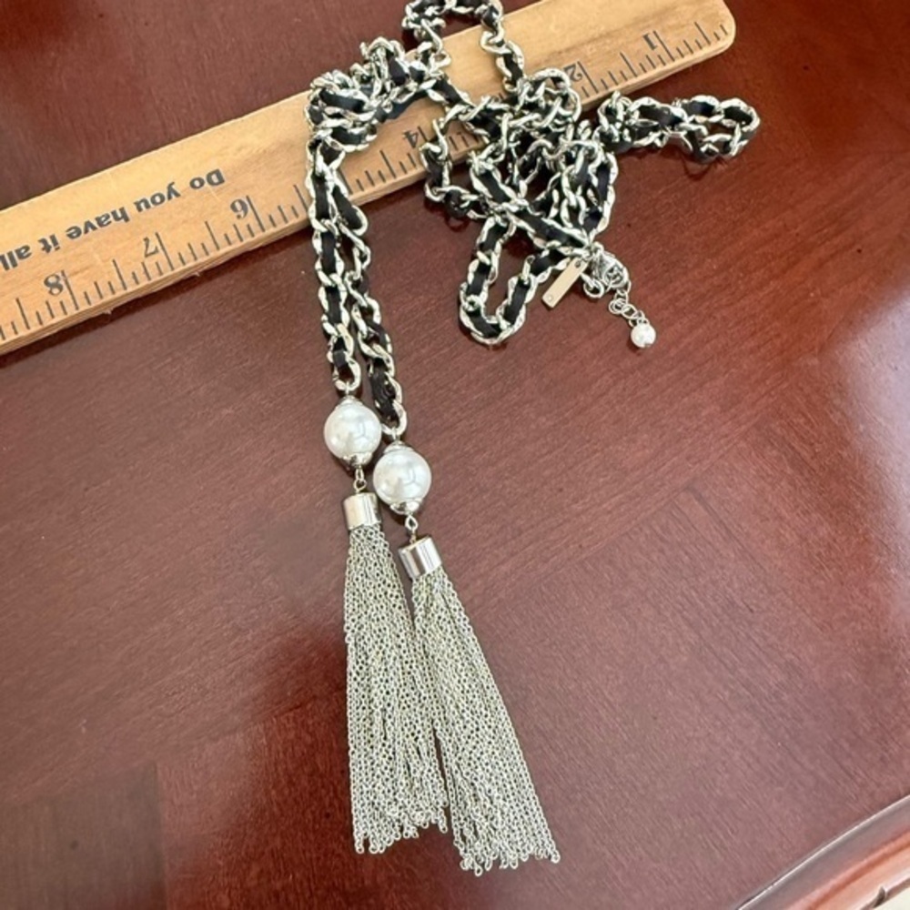 White House Black Market Necklace